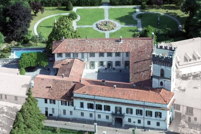 The Wedding Website of Cristina Castiglioni and Kenneth La