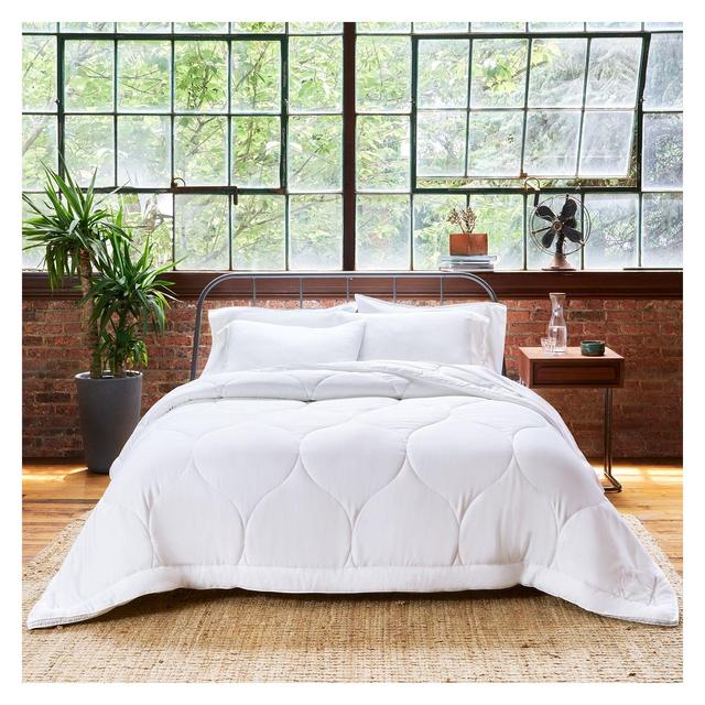 Buffy Cloud Down Alternative Full/Queen Comforter