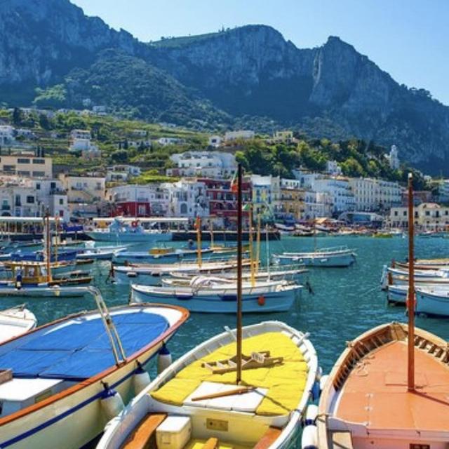 Boat tour of Capri