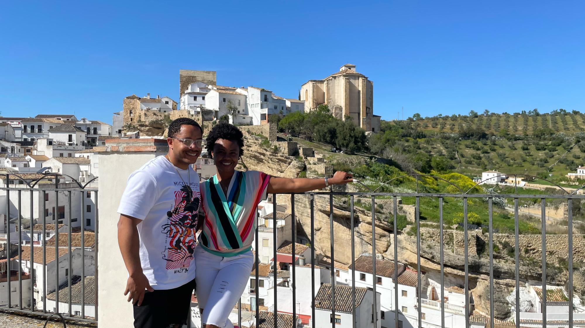The city in a mountain. Sentenil de las  Bodegas