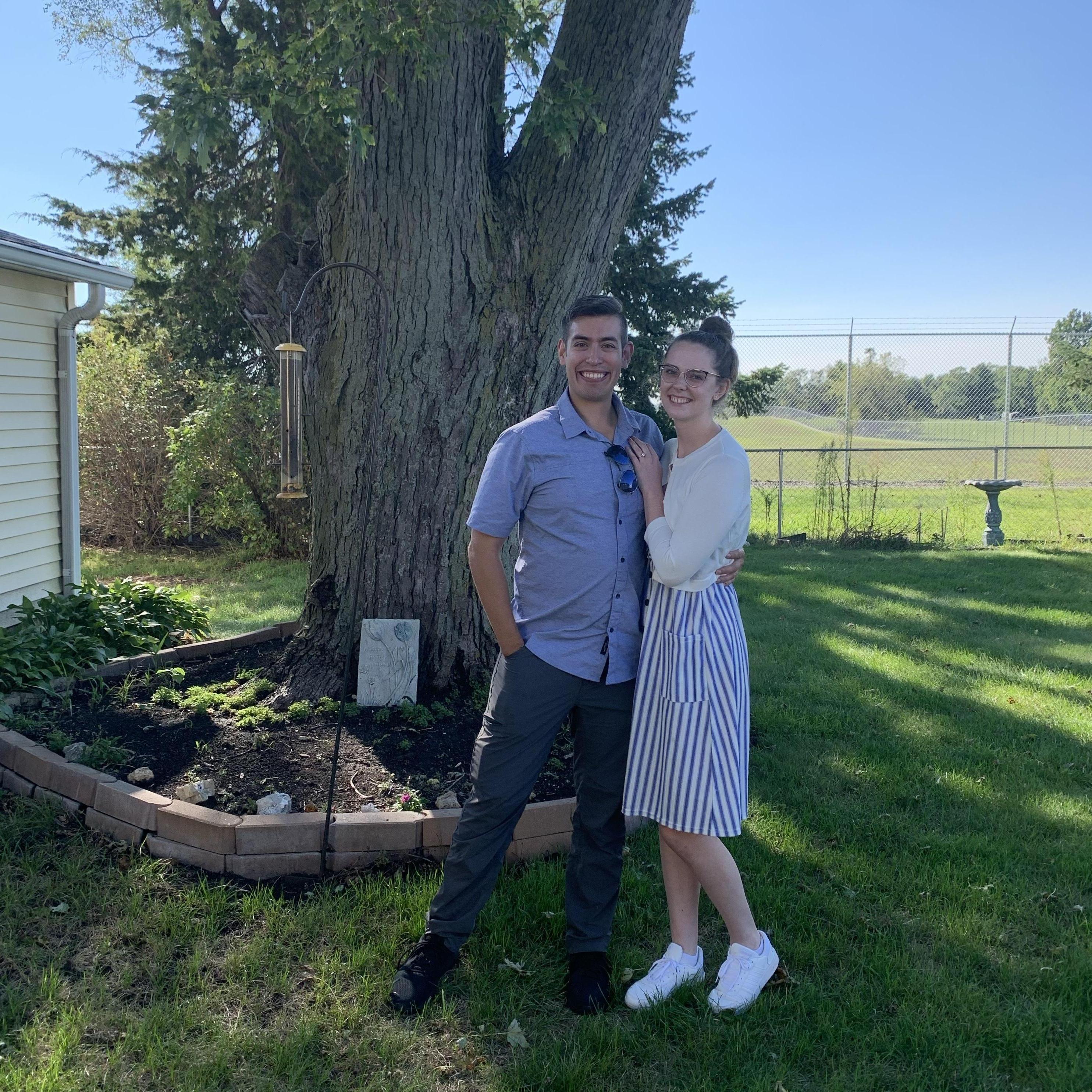 Our trip to one of Esteban's hometown, Moline, Iowa. Julia's first time meeting that side of his family!