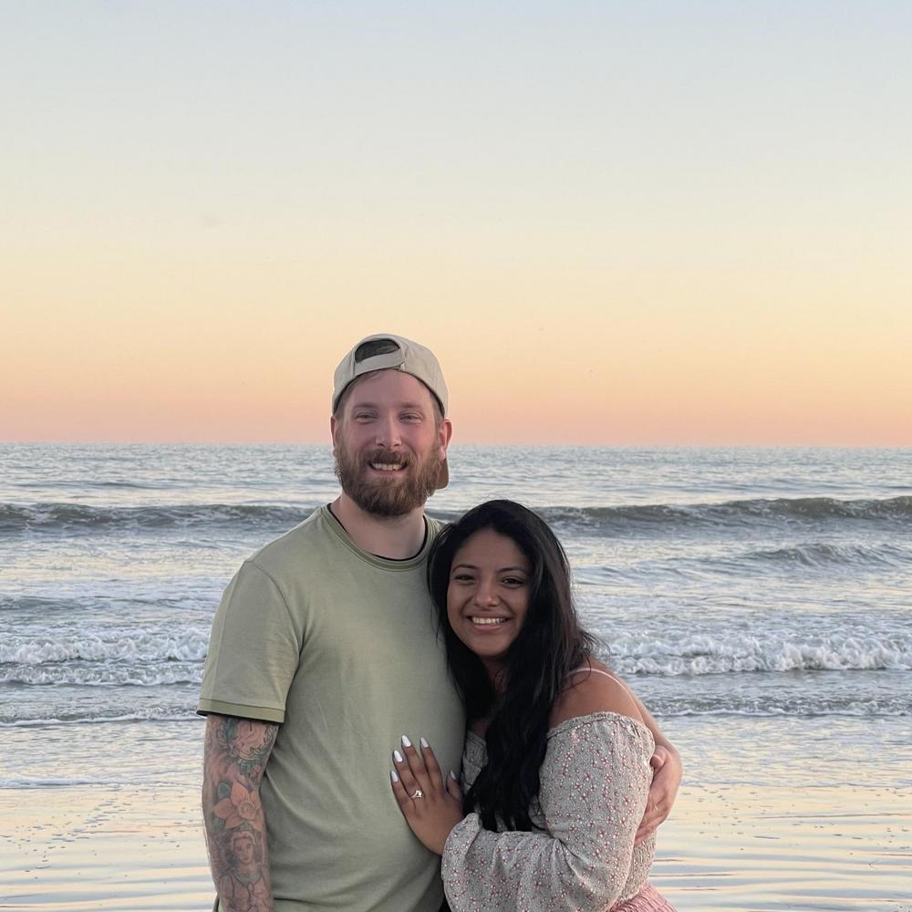 Jessica Ortiz and David McCoy's Wedding Website, image size:1000x1000