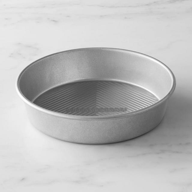 Williams Sonoma Clearshield Nonstick Round Cake Pan, 9"