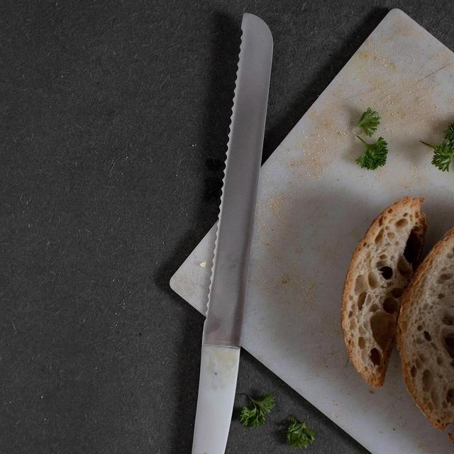 Bread Knife