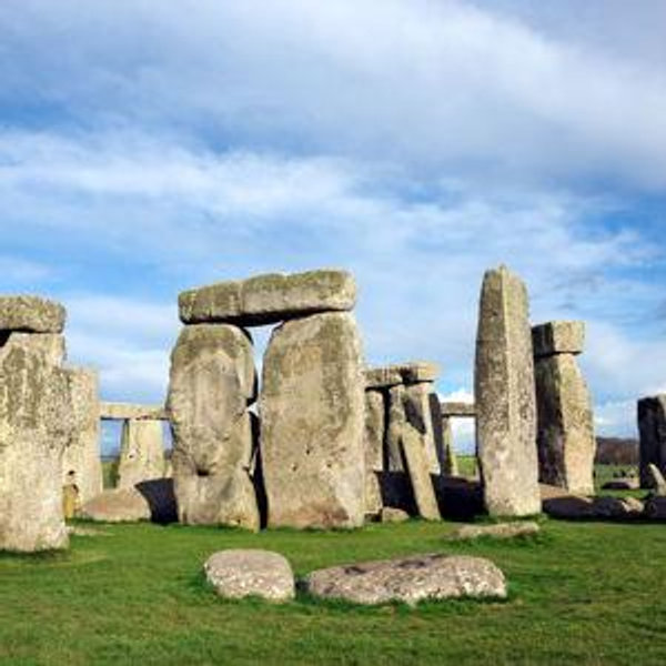 Stonehenge, Windsor Castle, and Bath tour in London