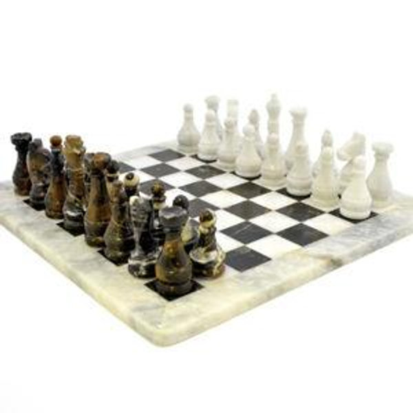 Luxury Chess Set in Michelangelo and White Marble