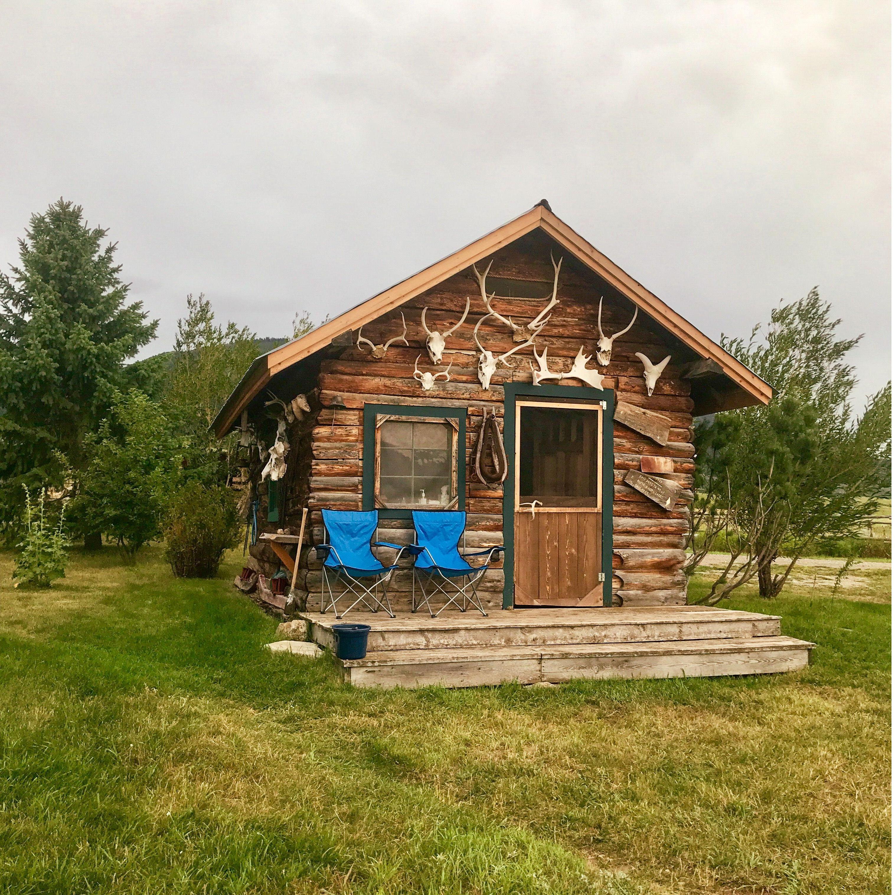 Heaven on Earth. This was hands down the best air bnb experience we’ve ever had traveling through Big Sky, Montana. We stayed on a farm with 10 horses and 4 dogs. We can’t wait to return sometime soon
