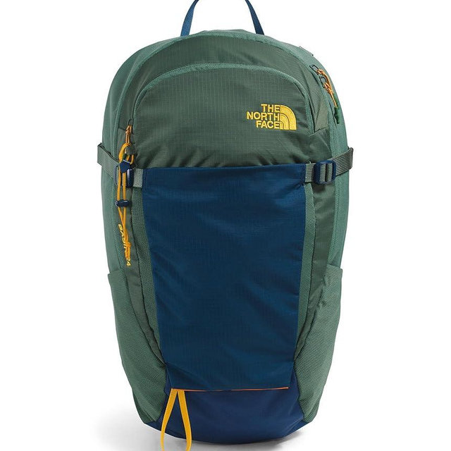 THE NORTH FACE Basin 24 Liter Technical Daypack with Rain Cover | Unisex Backpack, Hipbelt, Hiking Pole Attachment, Compression Straps, Duck Green/Shady Blue, One Size