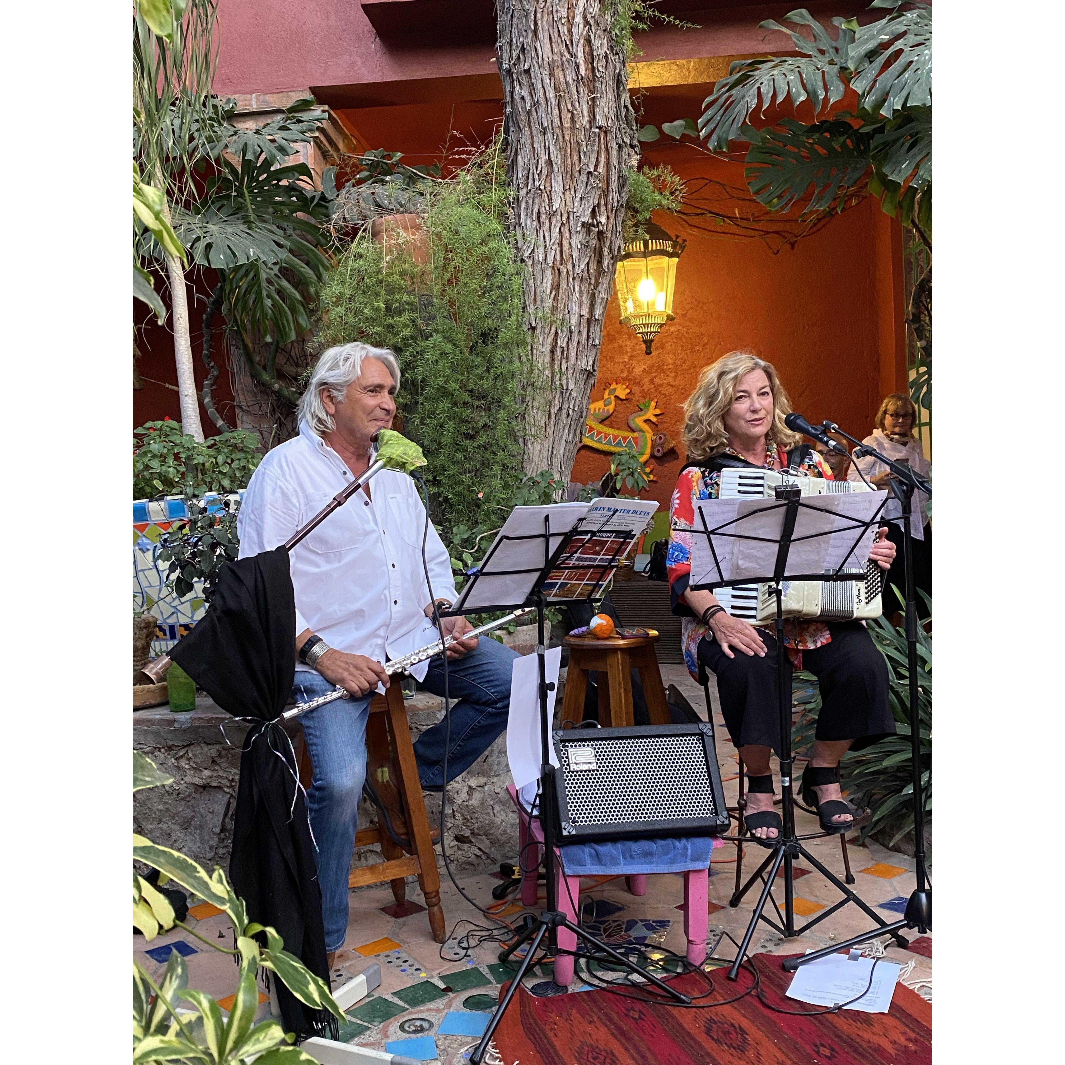Casa del Alma Living Room Concert