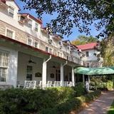Pine Crest Inn