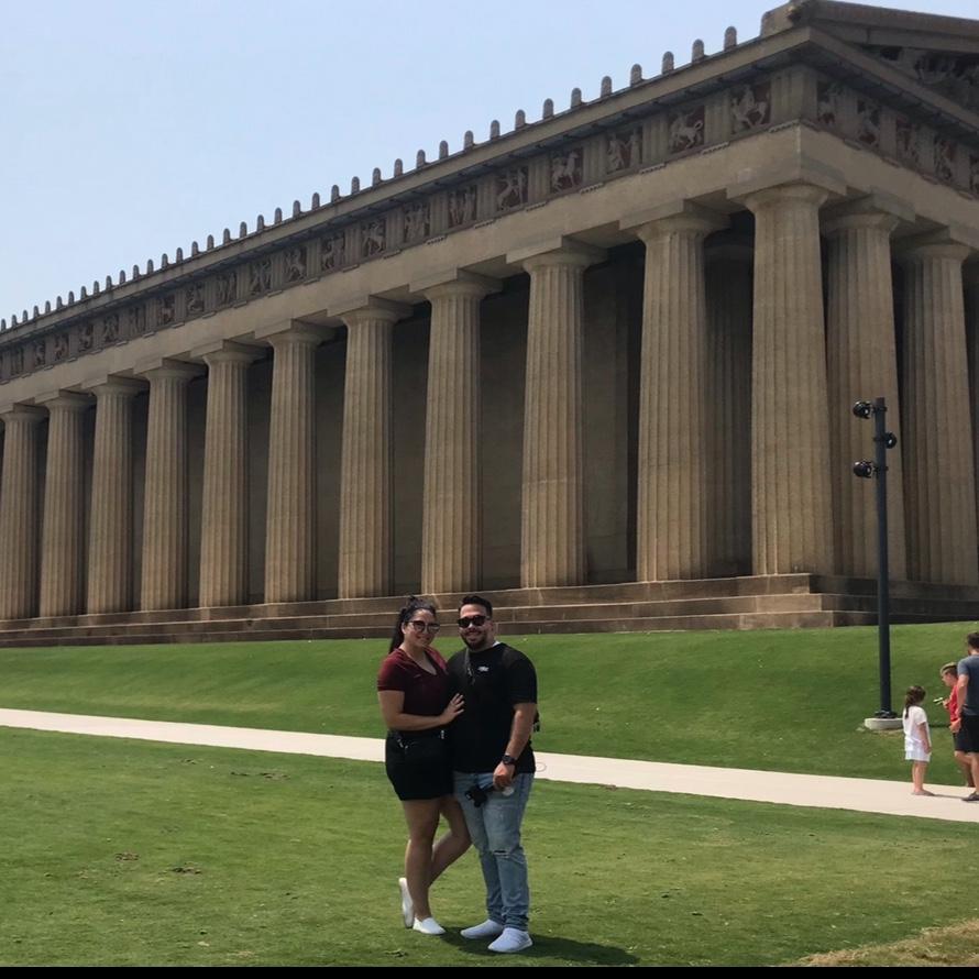 Visiting Nashville 2021 for a family reunion at the famous Parthenon in Centennial Park