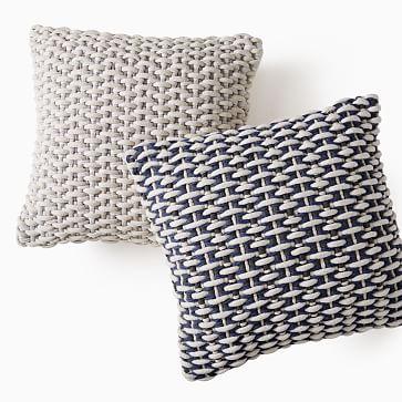 Basket Weave Indoor/Outdoor Pillow