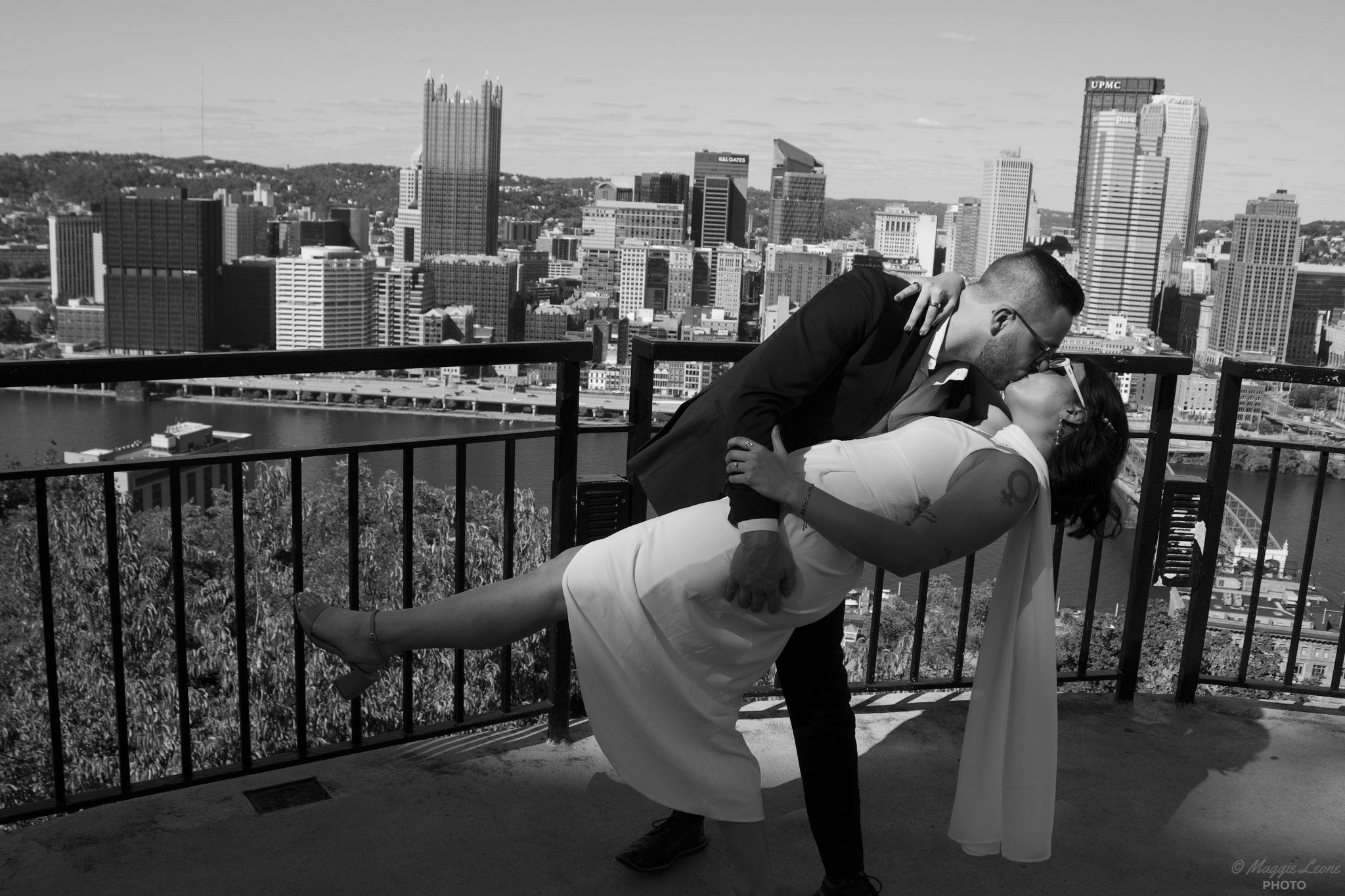 The Wedding Website of Isabella Very and Richard Clawson