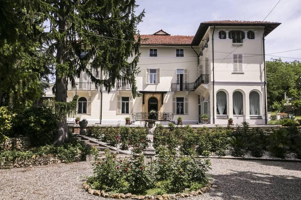 The Wedding Website of Zsófia Olasz and Riccardo Ciavarella