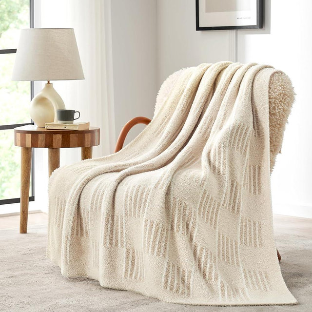 Snuggle Sac Cream Checkered Throw Blanket,Fluffy Faux Fur Reversible Warm Throw Blankets for Couch, Sofa,Travel,Cute Lightweight Striped Throws for Women, Heather Cream, 50x60 inches