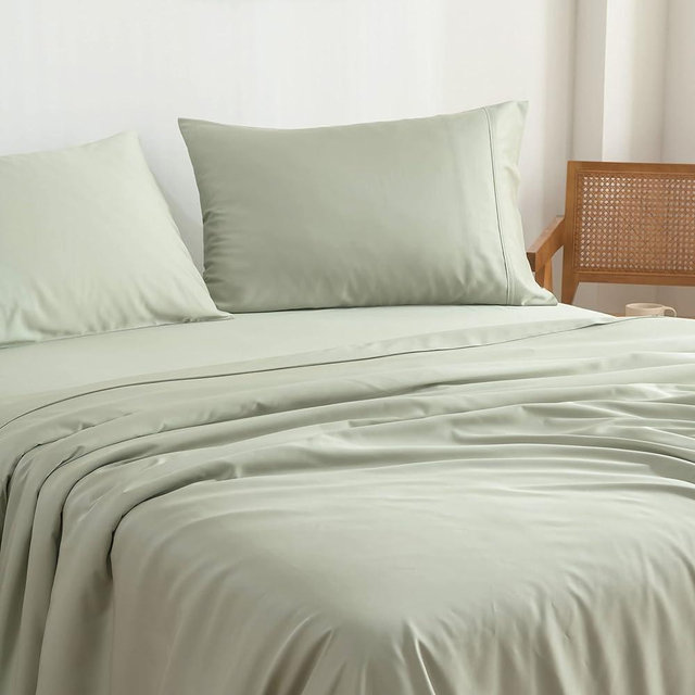 Bamtek 100% Viscose from Bamboo Sheets Queen Size Bed - Super Soft and Silky Queen Sheets - Cooling Sheets for Hot Sleepers - 4 PCE 17' Deep Pocket Sheet Set - Queen Sheet Set (Sage)