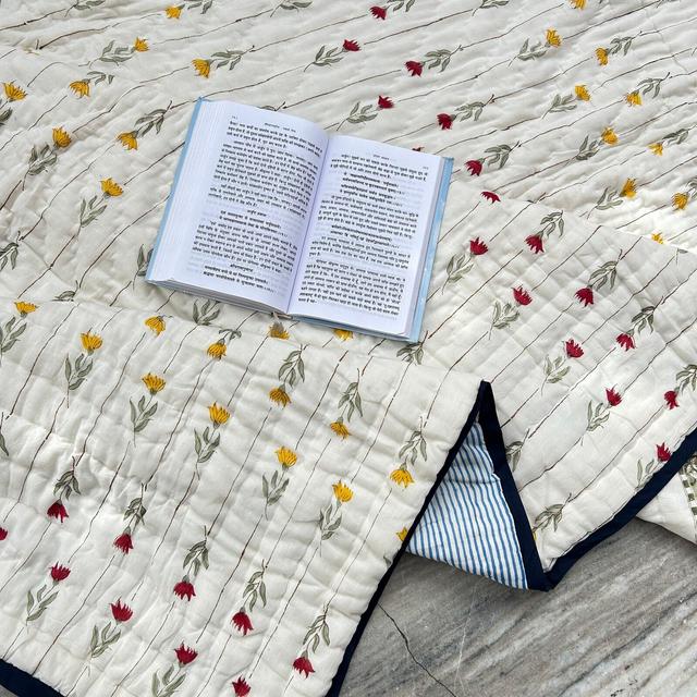 Cozy Floral blue quilt, Quilted Throw, Cotton Quilt, Cover for Couch, Bedding Coverlet, Luxury Oversized, Handmade Quilt, Christmas Gifts