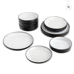 12-Piece Dinnerware Set