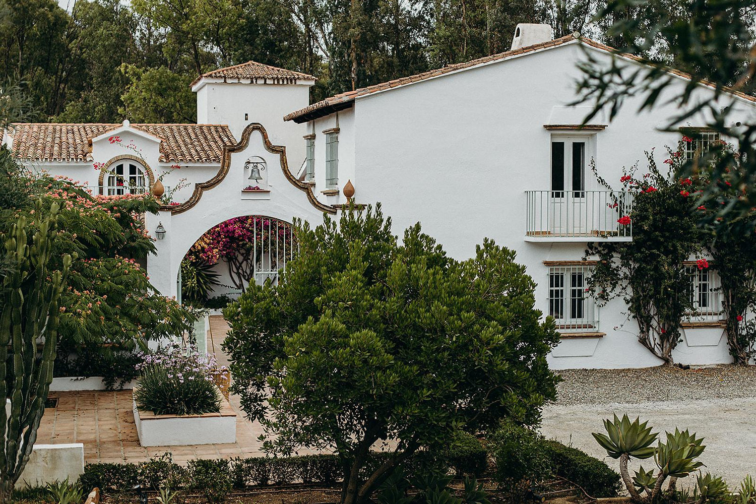 The Wedding Website of Noelia White and Jake Stoodley