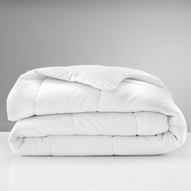 Queen Down Alternative Comforter