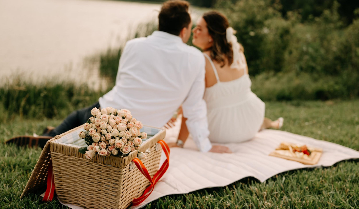 The Wedding Website of Molly Morgan and Jake Balmer