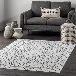 Mila Diamond Trellis Area Rug