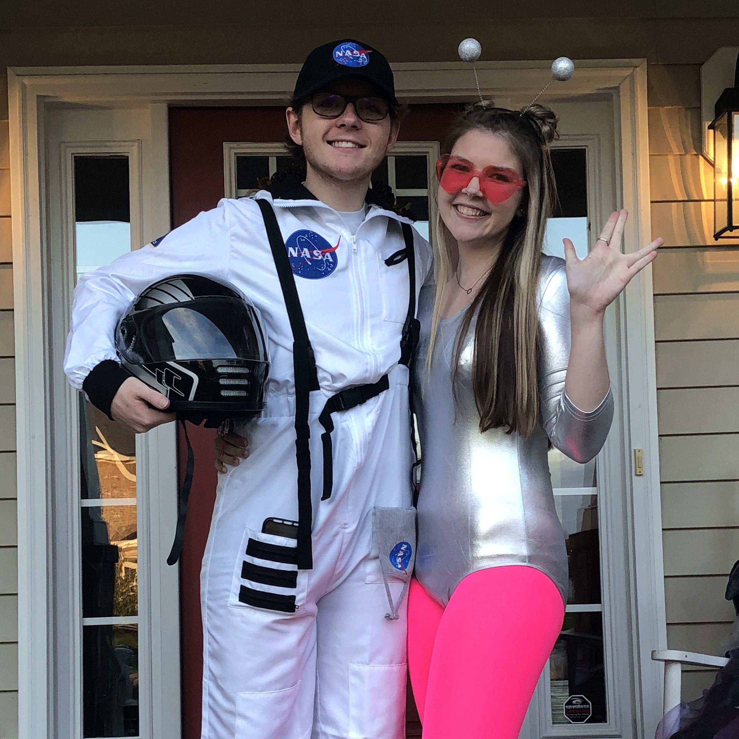 Halloween 2020 - an astronaut & alien