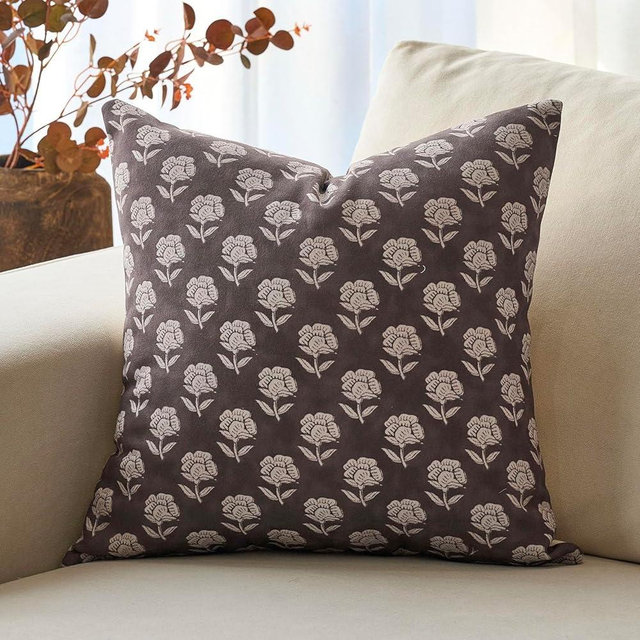 DOMVITUS Floral Pillow Covers 18x18 Throw Pillow Covers Decorative Farmhouse Block Floral Print Vintage Pillow Cover for Living Room Couch Bed, Dark Brown, 1PC