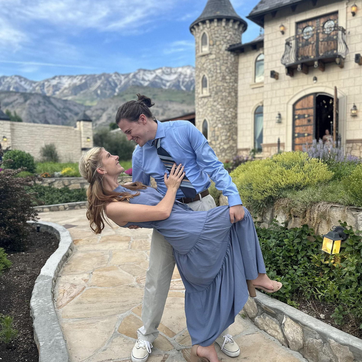 Going to Jonny's cousin's wedding in Utah