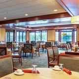 Woodlands Restaurant & Lounge