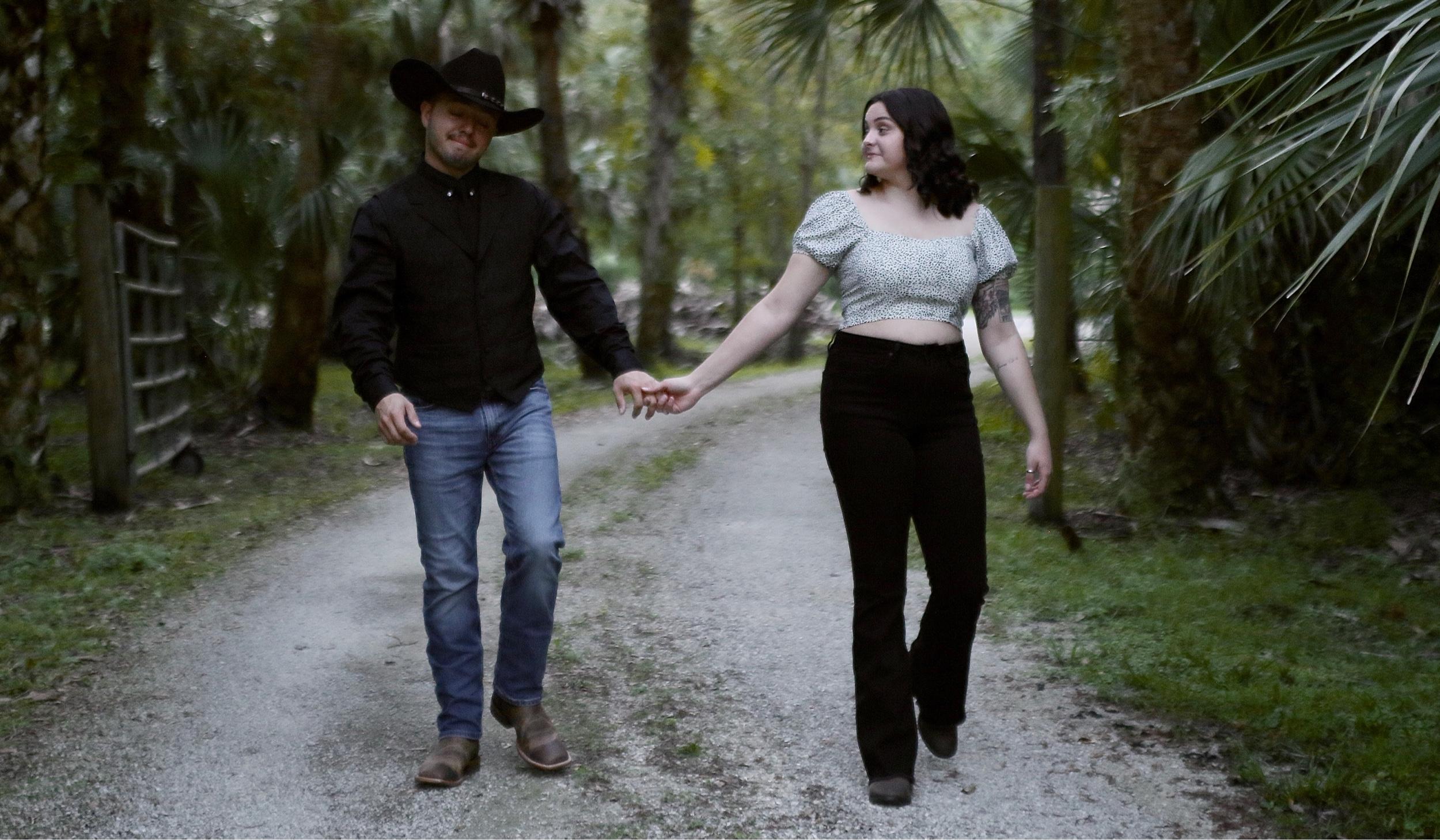 b9c4978a-e01a-43ef-94e2-bf5cd73067fd