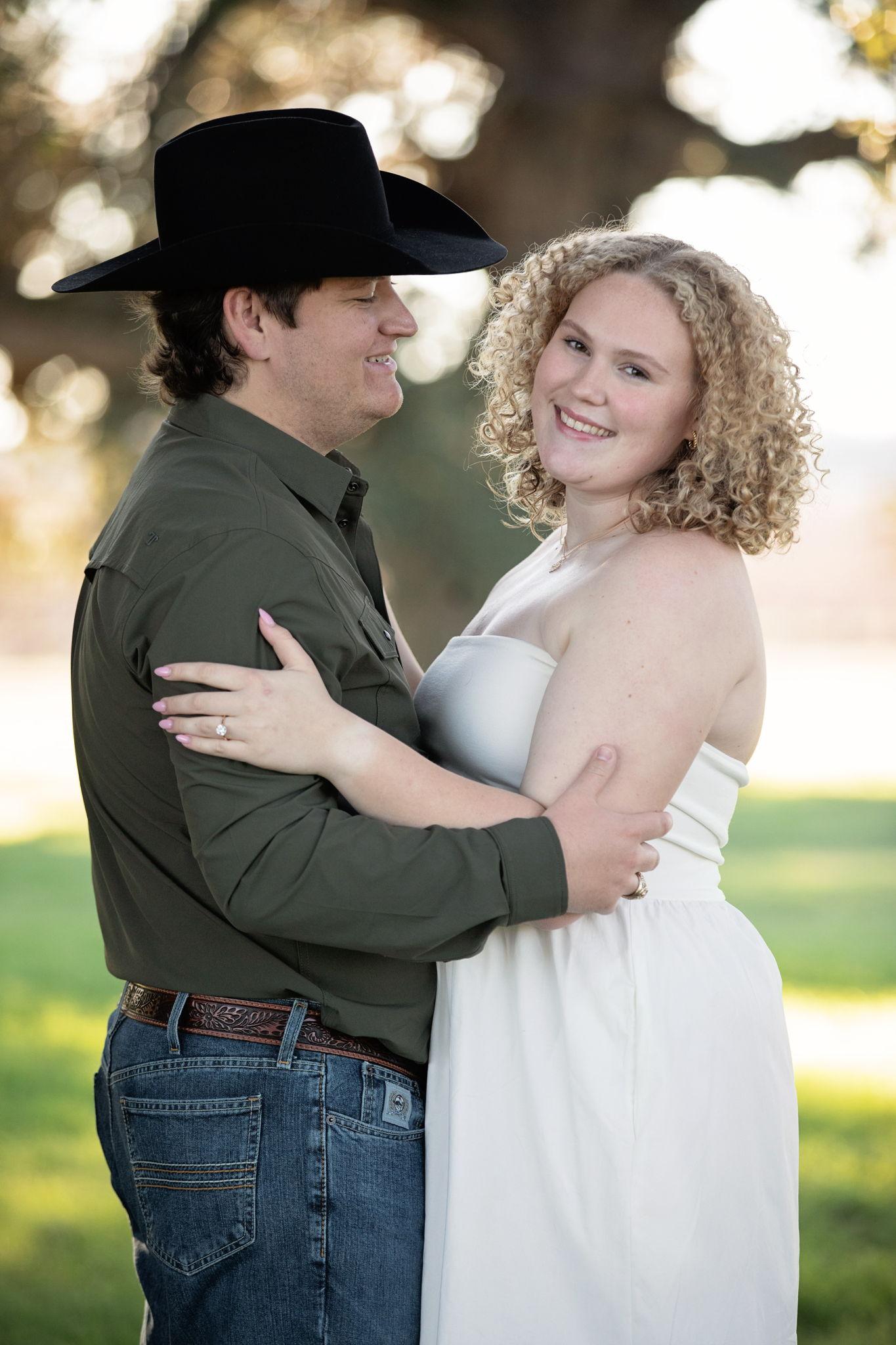 The Wedding Website of Corinne Mayerhoff and Benjamin Corneloup
