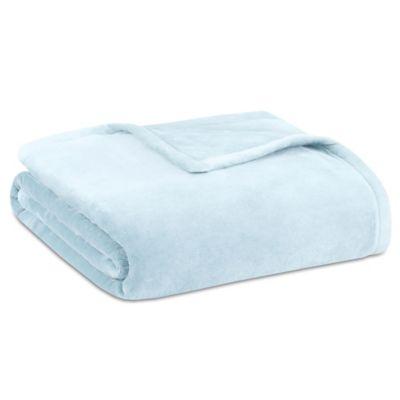 Madison Park Ultra Premium Plush Full/Queen Blanket in Blue