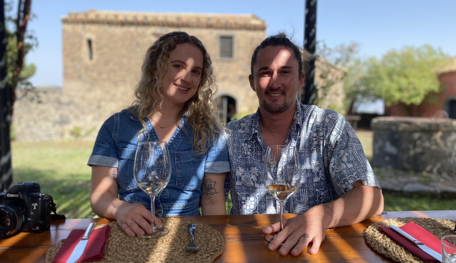 The Wedding Website of Chloe Mauri and Julian Lindsay