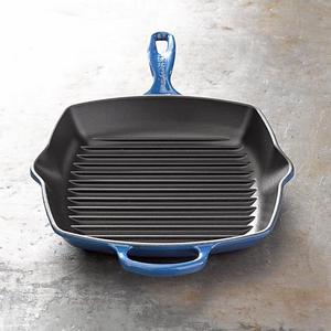 Le Creuset Signature Cast-Iron Square Grill Pan