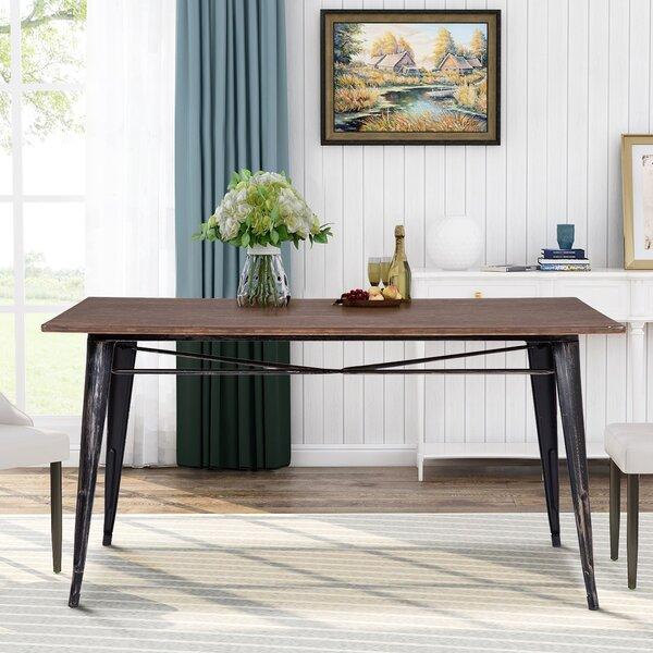 Aurik Dining Table