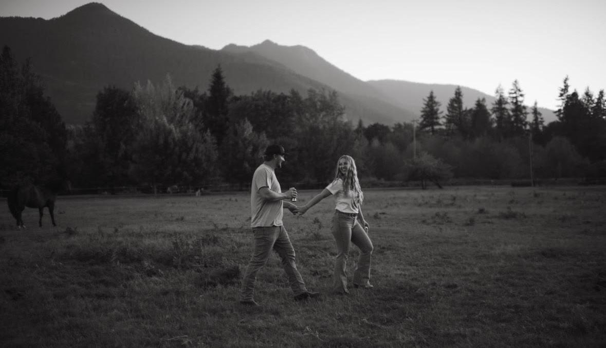 The Wedding Website of Riley Anderson and Michael Keezer