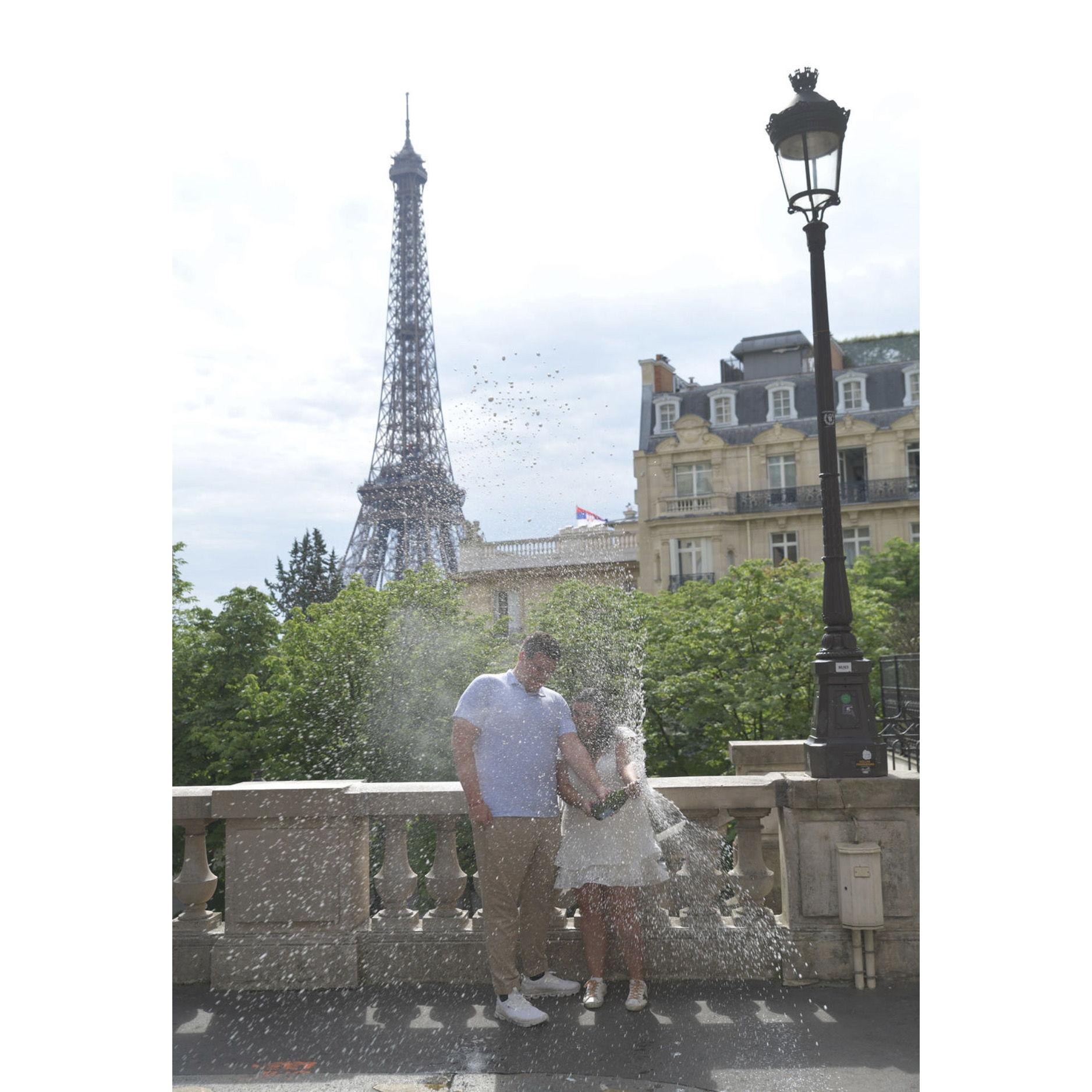 Pop the bubbly! I'm getting a hubby!