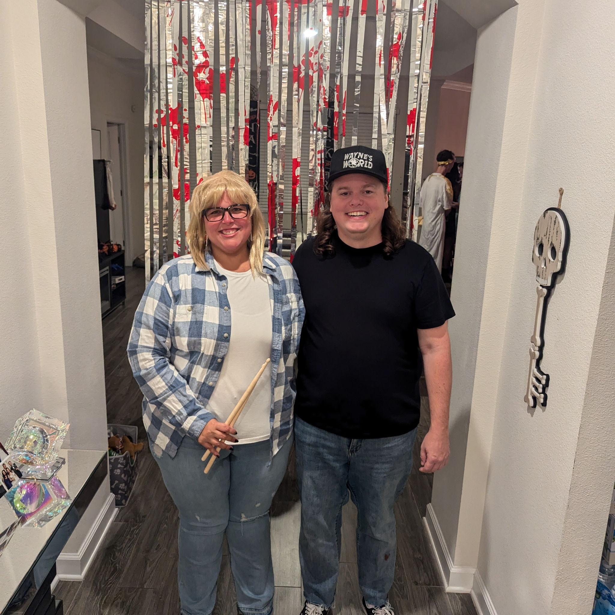 Halloween couples costume - Wayne's World