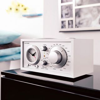 Model Three BT Bluetooth Clock Radio with USB