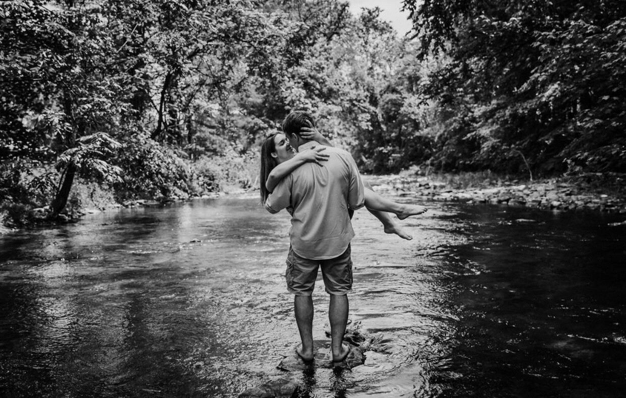 Engagement Photos with Erin Fortney Photography!