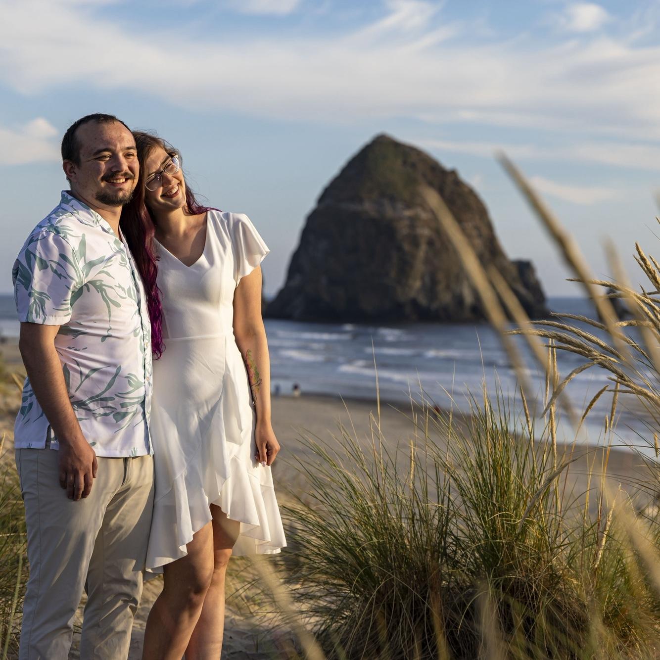 We had so much fun having our pictures taken in Cannon Beach! Thanks Sean for the pictures! IG @seanson28
