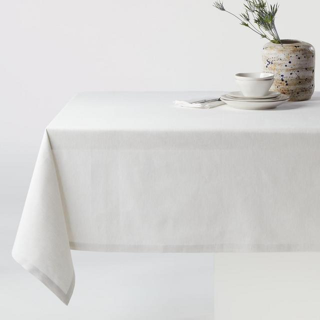 Aspen 60"x90" White Tablecloth