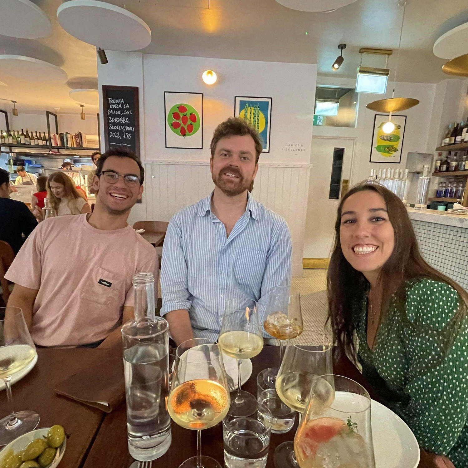 A meet up with Brian (Jackie's brother) and the rest of the Carneys in London!