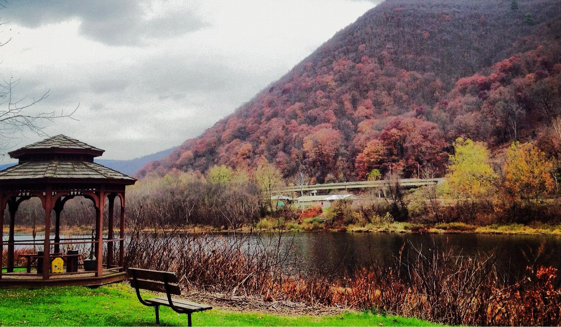 The Wedding Website of Edwin Rosas and Aubrey Malloy