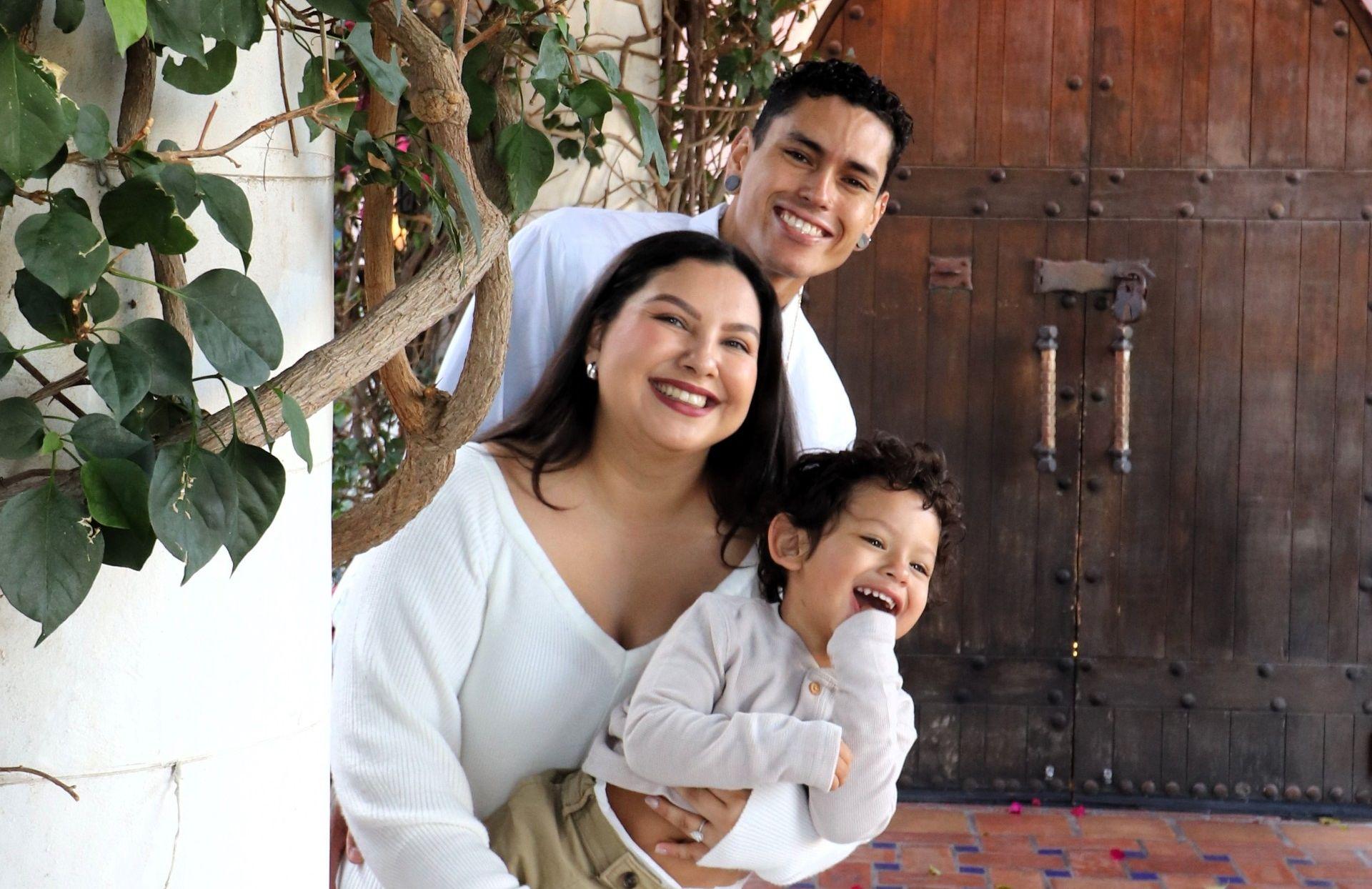 The Wedding Website of Amber Franz and Joe Alejo