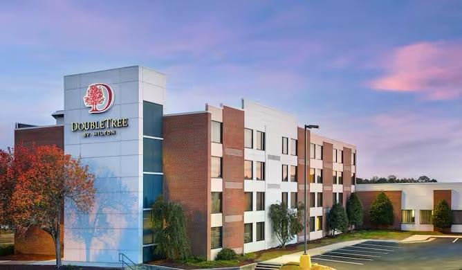 The Wedding Website of My'Kelya Dickerson and Tim Burley