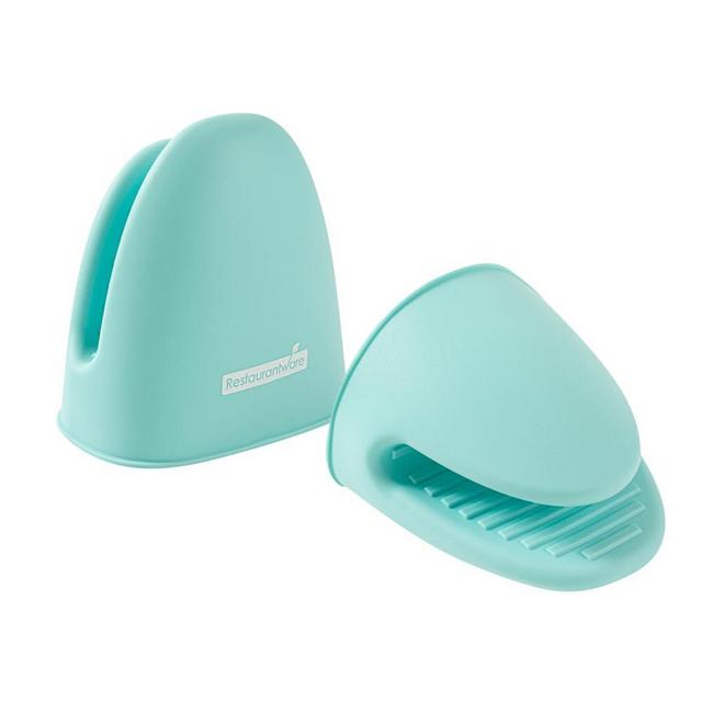 Comfy Grip 4.3 x 3.5 x 4.2 Inch Mini Oven Mitt Pot Holders, 1 Food-Grade Finger Mitt Set - 2-Piece Set, Oven-Ready Up To 446F, Turquoise Silicone Mitts, Ribbed Texture, Dishwashable - Restaurantware
