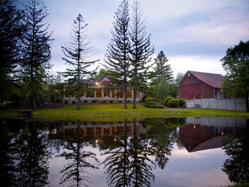 The Wedding Website of Holli Capricuso and Michael Freeman