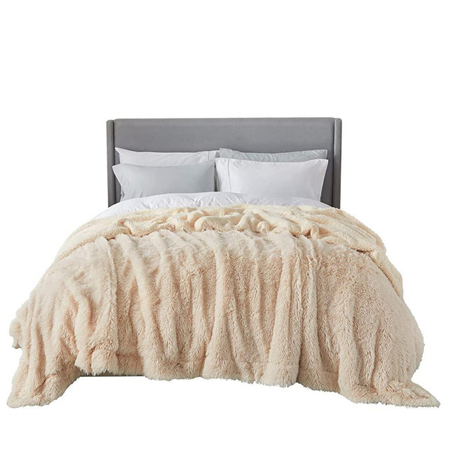 Bedsure Soft Fuzzy Faux Fur Sherpa Fleece King Size Throw Blanket Cream- Warm Thick Fluffy Plush Cozy Reversible Shaggy Blankets for Sofa and Bed -Comfy Furry Blanket, Ivory 108x90 inches